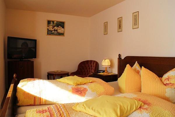 Hotel-Pension Thome ヒンターツァルテン エクステリア 写真